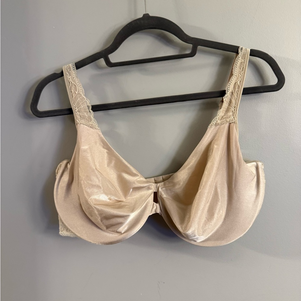 Lilyette by Bali 42DD Nude Lace Full Coverage Underwire Bra